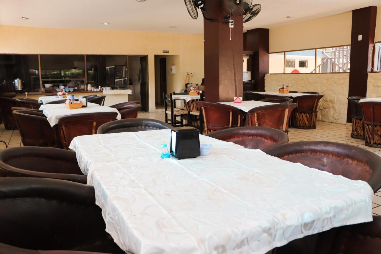Hotel Gina Tecomán Zewnętrze zdjęcie