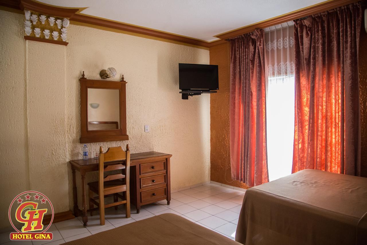 Hotel Gina Tecomán Zewnętrze zdjęcie